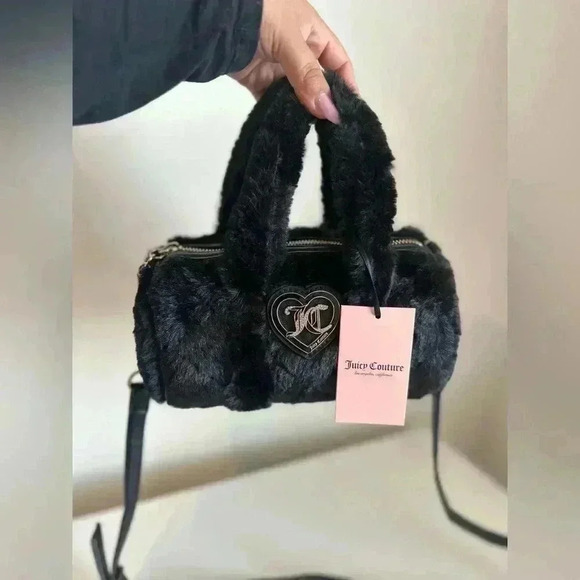 Juicy Couture Handbags - Juicy Couture Lets Get Cozy Roll Bag